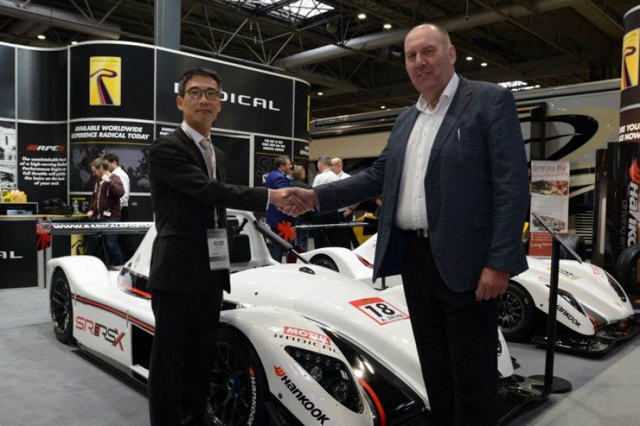 20180112 hankook and radical agree on exclusive global tyre partnership 01 41847