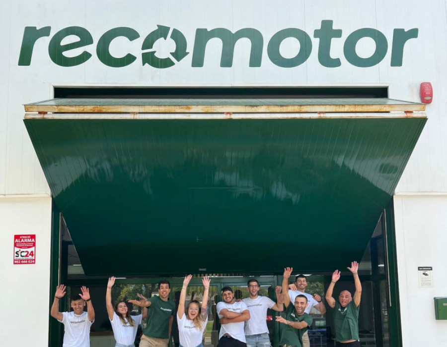 Recomotor trabajadores oficina 85633