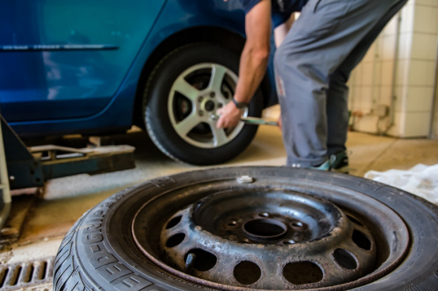 Winter tires ga2eb945df 1920 85151