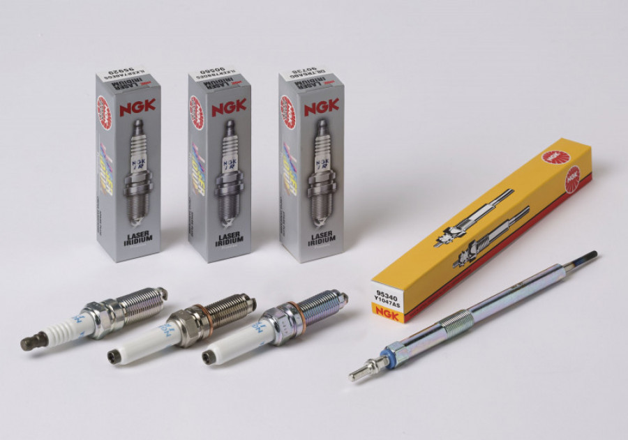 Ext emea ngksparkplug pr newspandgp 2021 08 class p 77764