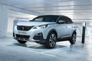 Peugeot 3008phev hy4 1809pb 002 2 3 68331