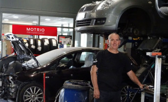 Motrio renault 28304