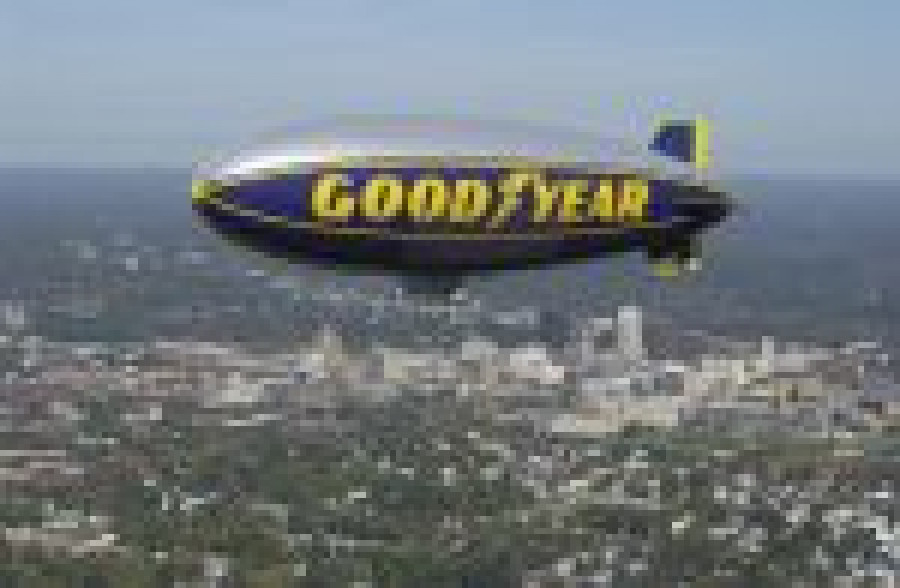 Blimp goodyear baja 6682