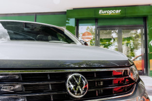 Volkswagen’s future mobility solutions materialize with closin (1)