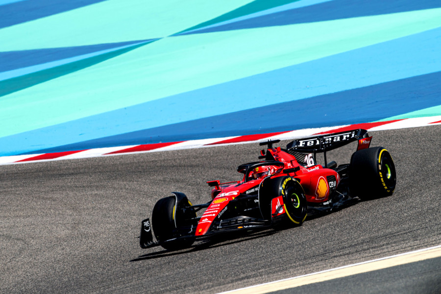 230038 test bahrain day 3