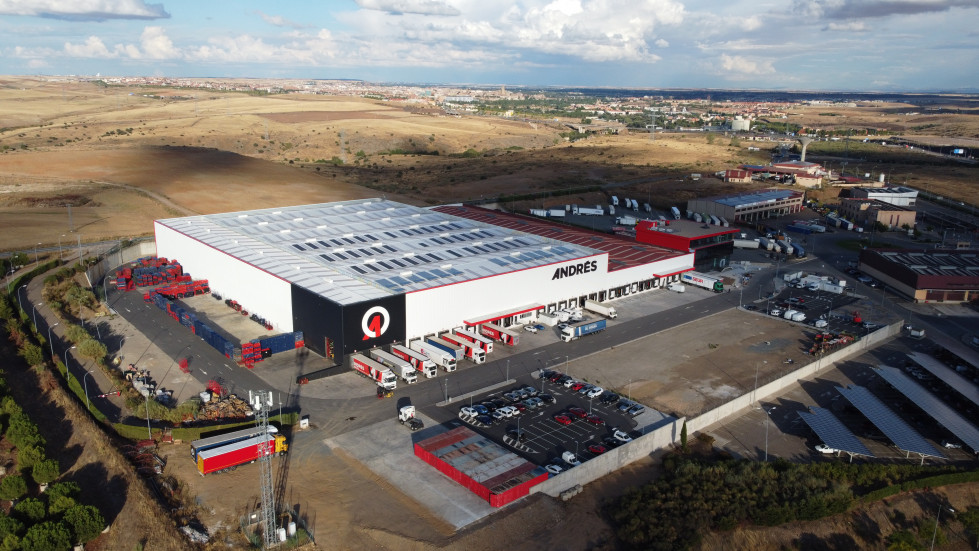 Aerea Cuartel General y Macro Almacén Grupo Andrés