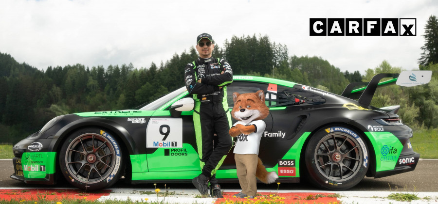 Jorge Lorenzo car and fox large 01