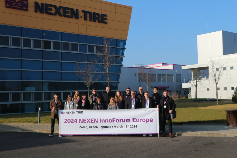 Picture NEXEN TIRE European MarCom managers in Žatec Copyright NEXEN TIRE