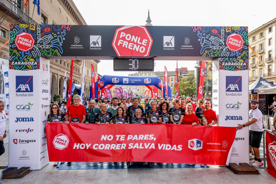 FOTO PANCARTA PONLE FRENO ZARAGOZA  25