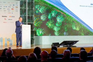 Ministro Industria Encuentro SERNAUTO