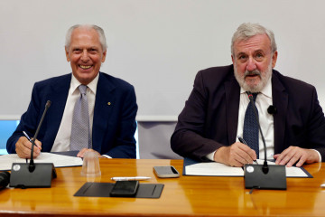 M.Tronchetti Provera, M.Emiliano (01)